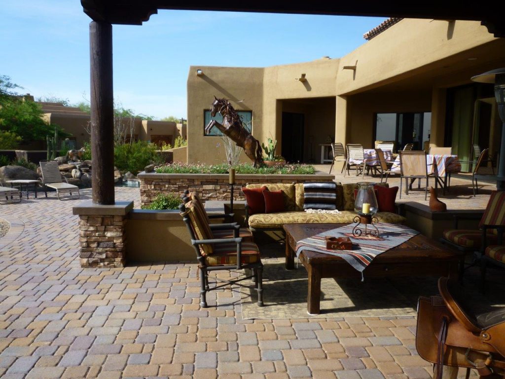 arizona outdoor living room patio