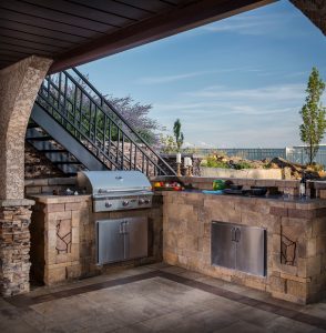 Outdoor Kitchen and grill, PHOTO: Grindstone Hardscapes and Graczyk Lawn &amp; Landscape