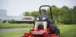 MXV-EFI Vertical V-twin series Yamaha engine, for Gravely ZTRs