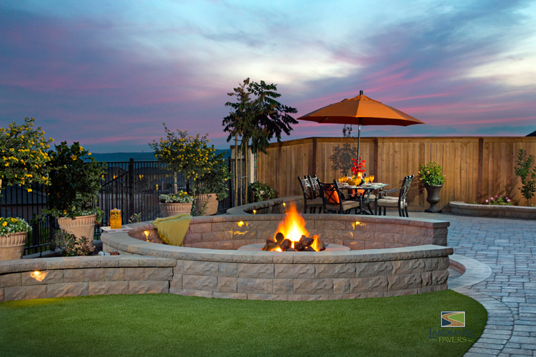 California fire pit and seating wall design