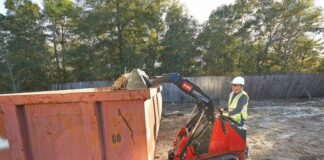 Toro compact utility loader