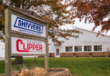 Country Clipper