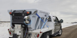 Hilltip IceStriker Combi Spreader