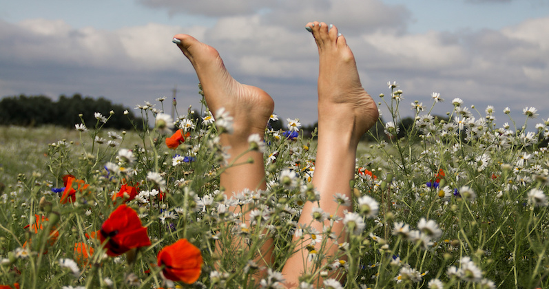 naked gardening