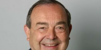 Ewing Raymon