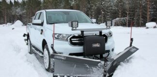Hilltip SnowStriker